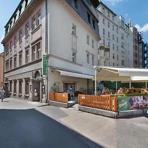Ea Royal Esprit 4*, Prag Tjekkiet