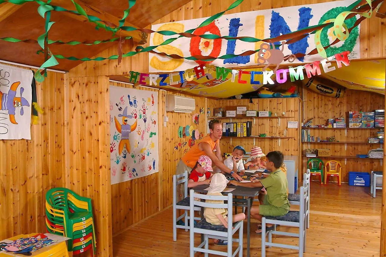 Tsokkos Paradise Holiday Village Ayía Nápa Station touristique