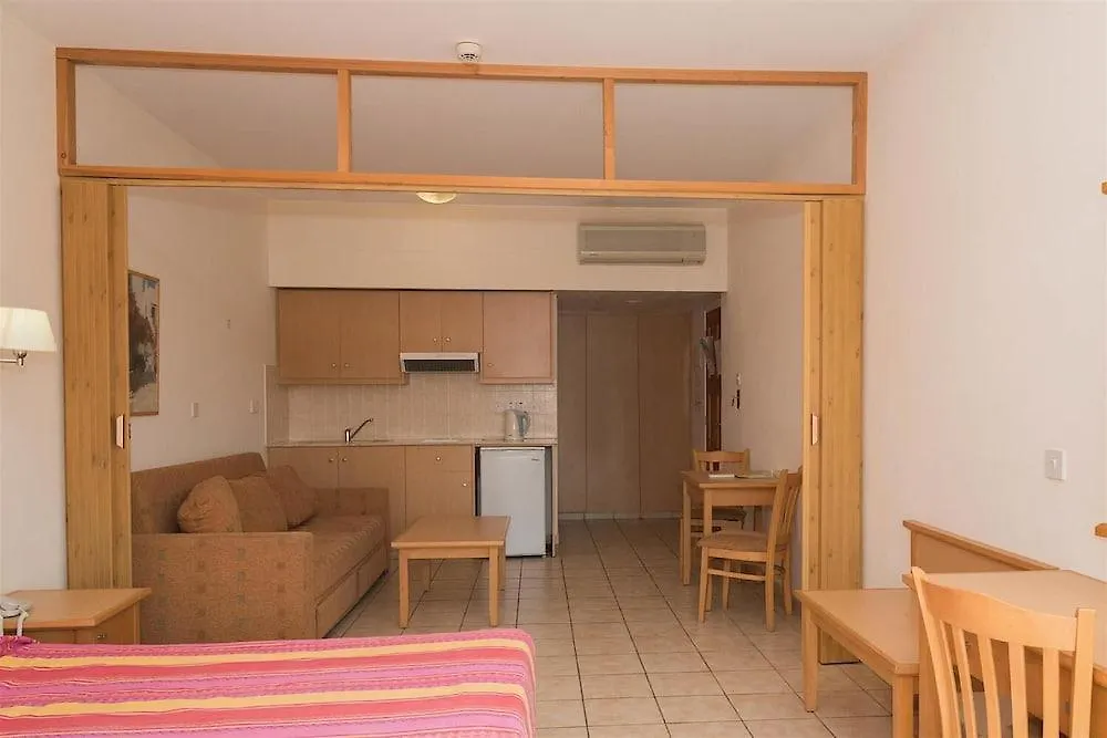 Tsokkos Paradise Holiday Village Ayía Nápa Station touristique